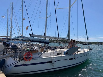 Educación recoger Oral Lloguer veler Bénéteau Oceanic, 41 a Girona - Top Barcos
