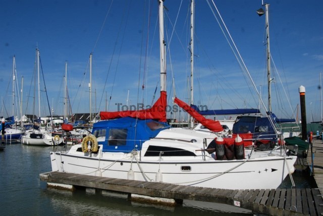 heavenly twins 27 catamaran for sale